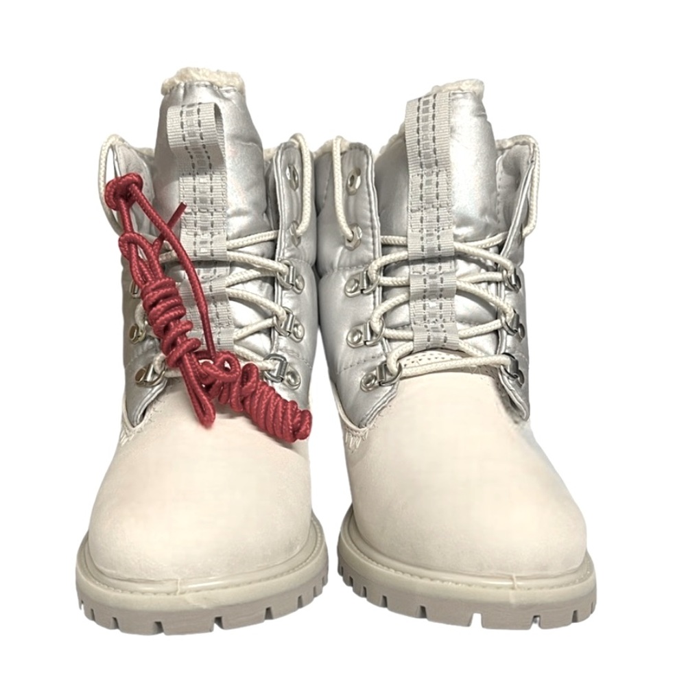 These gorgeous Timberland boots that are so comfy & warm